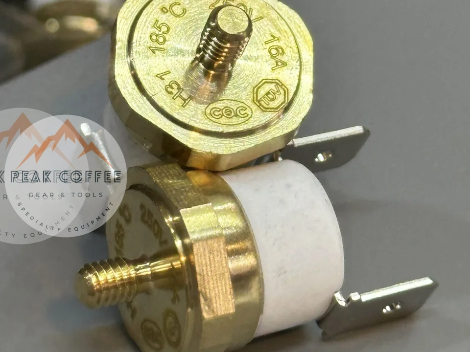 Brass and ceramic re-settable thermal fuse